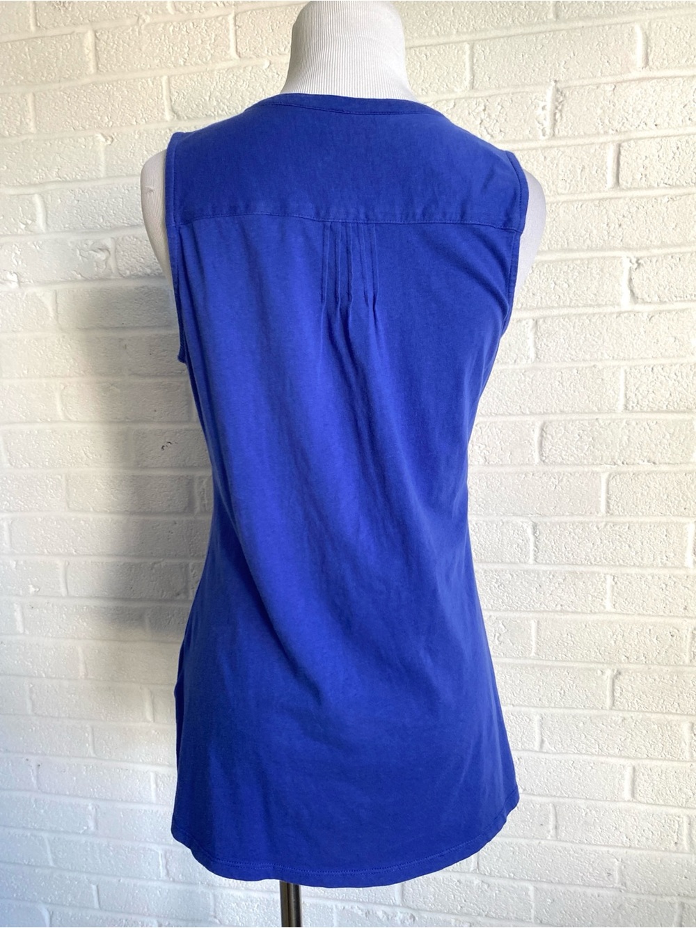 Lilly Pulitzer Sleeveless Pintuck Henley Top Tunic BlouseCobalt Blue Small Beach - Picture 7 of 12